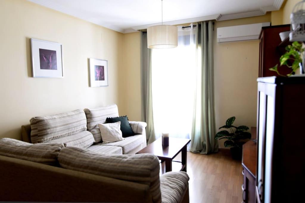Vivienda Con Fines Turisticos Baeza Monumental Centro Apartment Luaran gambar
