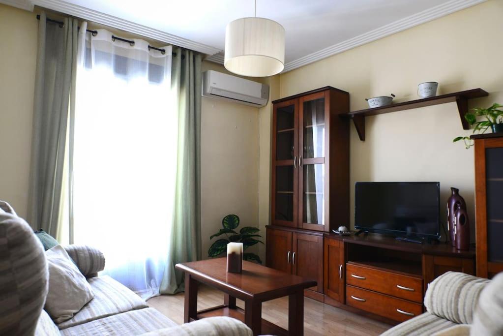 Vivienda Con Fines Turisticos Baeza Monumental Centro Apartment Luaran gambar